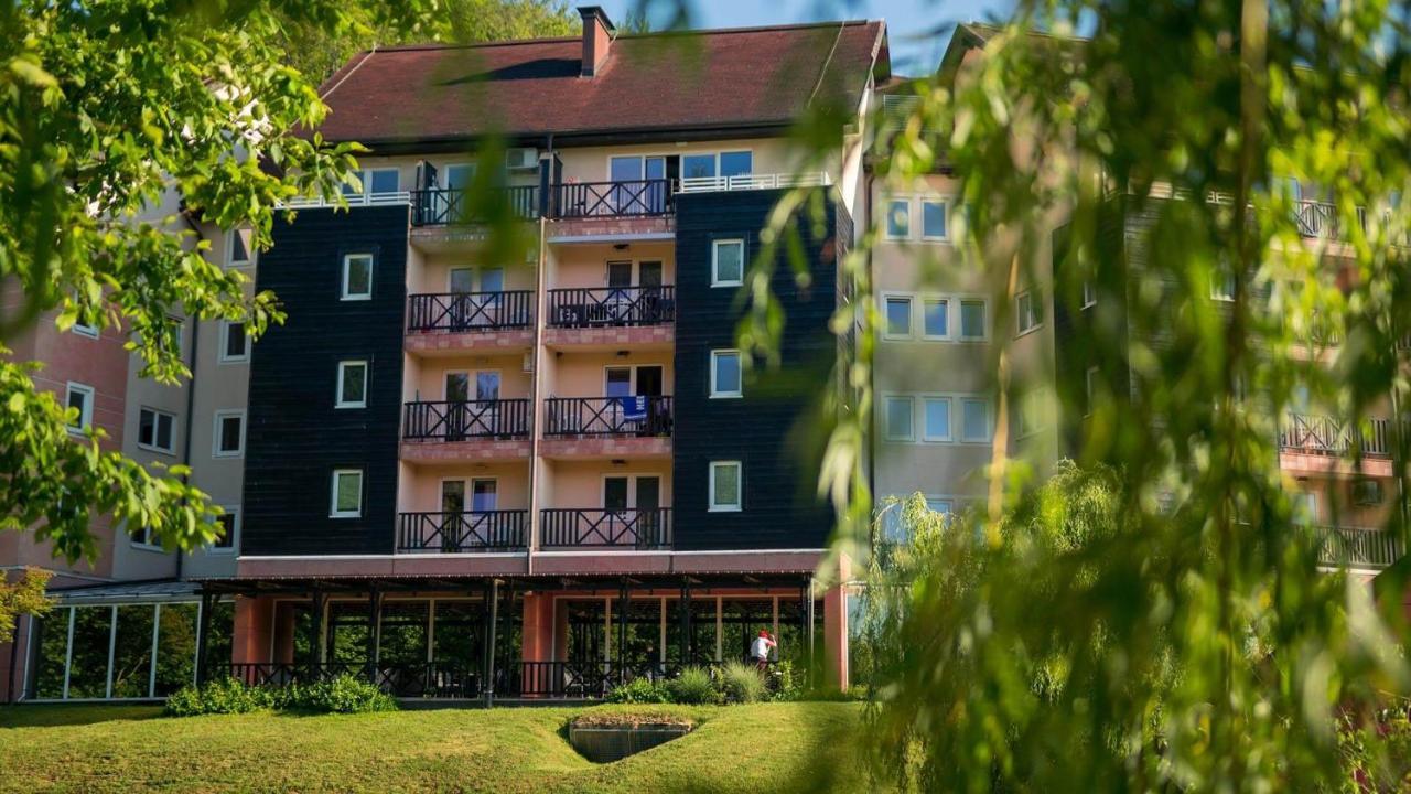 Terme Olimia - Aparthotel Rosa Podcetrtek Ngoại thất bức ảnh