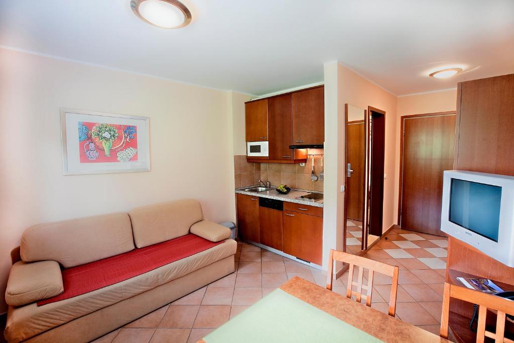 Terme Olimia - Aparthotel Rosa Podcetrtek Phòng bức ảnh